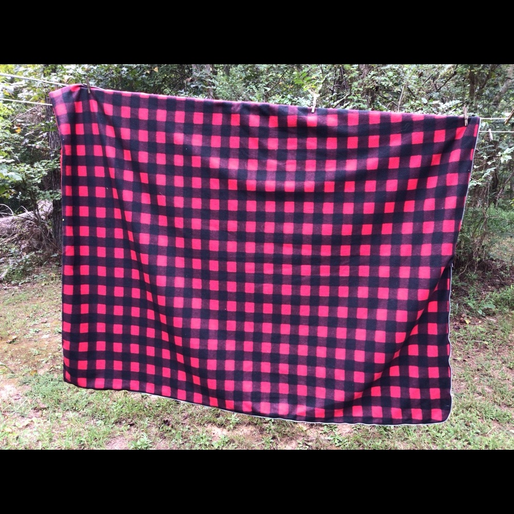 Adult UNLIMITED MARLBORO Red Sleeping Bag pre-own